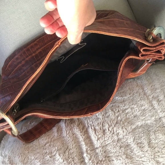 Furla Elegant Brown Crocodile-Embossed Women's Bag - Picture 4 of 6